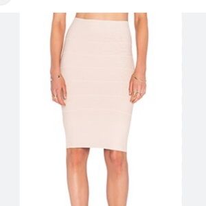 NWT BCBG tube bandage skirt. XS Blush